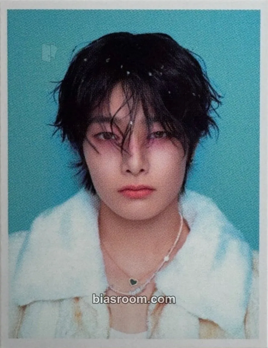 I.N 2026 Season's Greetings - Starlight Supper Club Photocard - Stray Kids - Stray Kids K-pop photocard