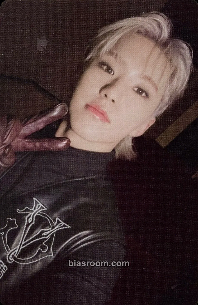 Hoshi 17 IS RIGHT HERE Photocard - SEVENTEEN - SEVENTEEN K-pop photocard