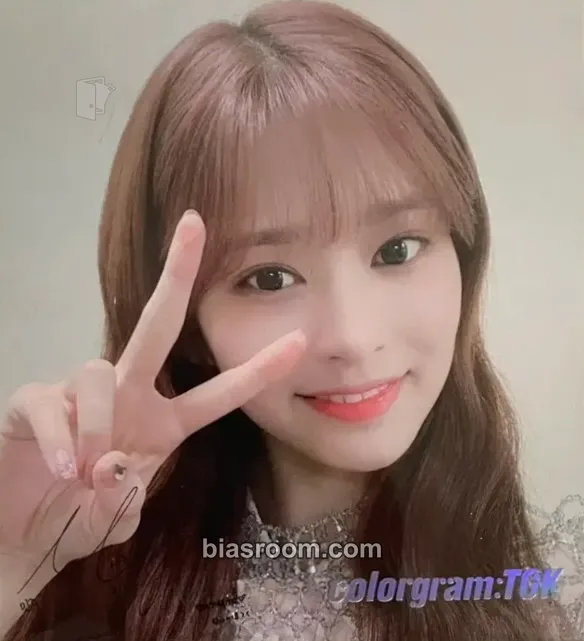 Minju IZ*ONE X colorgram:TOK Photocard - IZ*ONE - IZ*ONE K-pop photocard