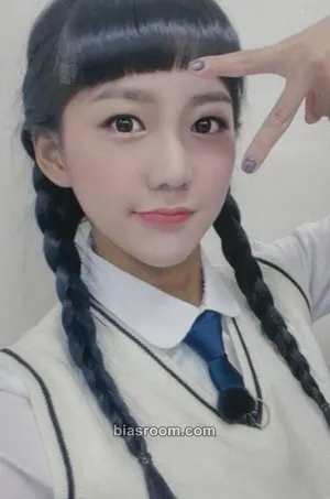 Eunchae bugAboo Photocard - bugAboo K-pop photocard