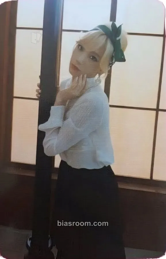 Taeyeon You Think Photocard - Girls' Generation - Girls' Generation K-pop photocard