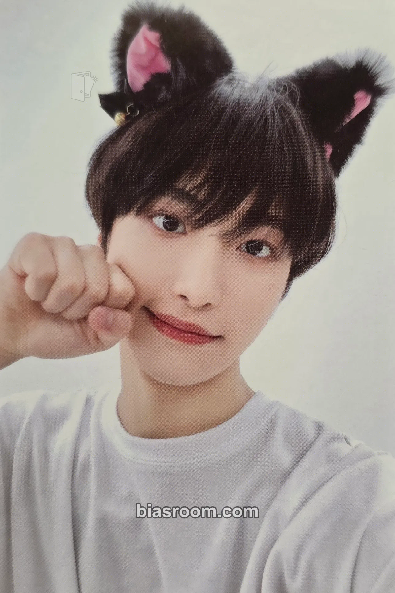 Seonghwa THE WORLD EP.2 : OUTLAW Photocard - ATEEZ - ATEEZ K-pop photocard