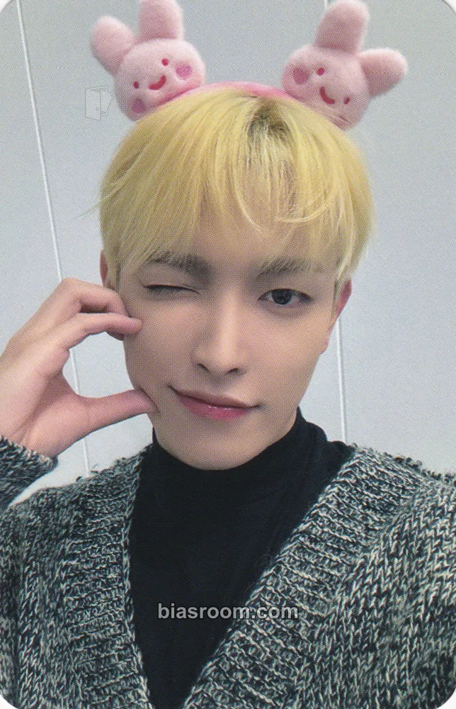 Hongjoong THE WORLD EP.FIN : WILL Photocard - ATEEZ - ATEEZ K-pop photocard