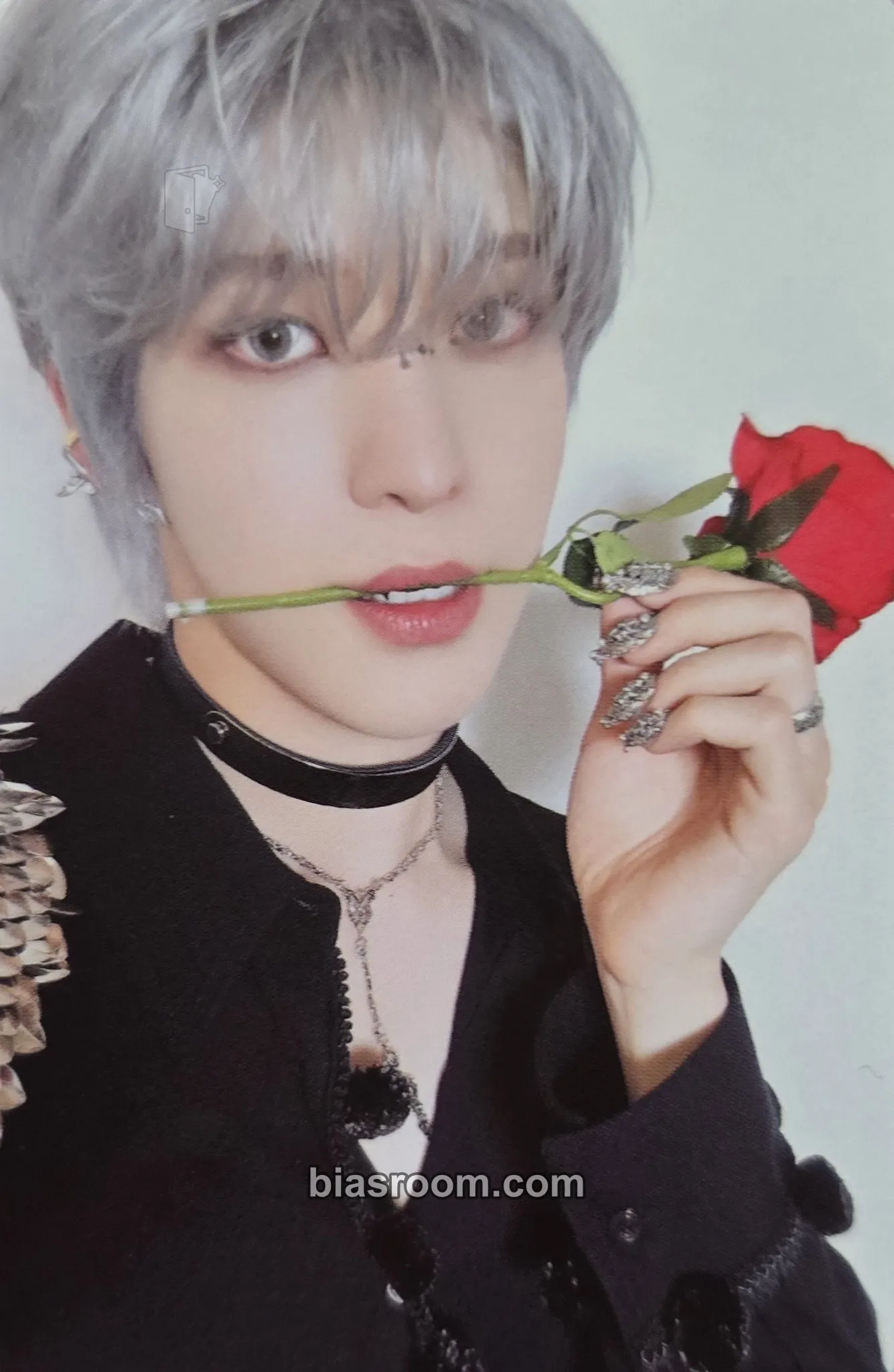 Yunho GOLDEN HOUR : Part.2 Photocard - ATEEZ - ATEEZ K-pop photocard