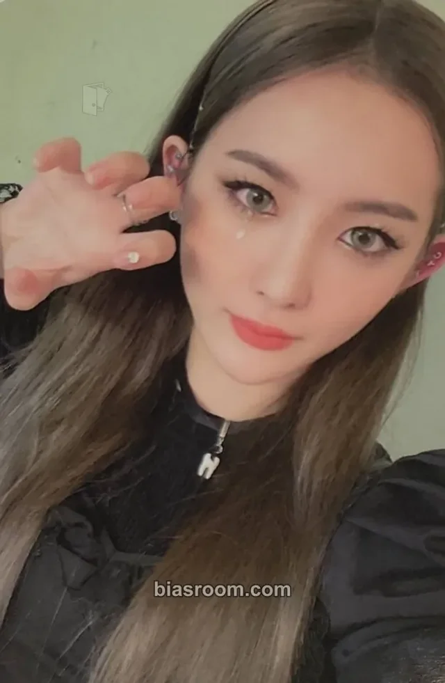 bugAboo - Cyan - bugAboo Album music korea round 1 video call