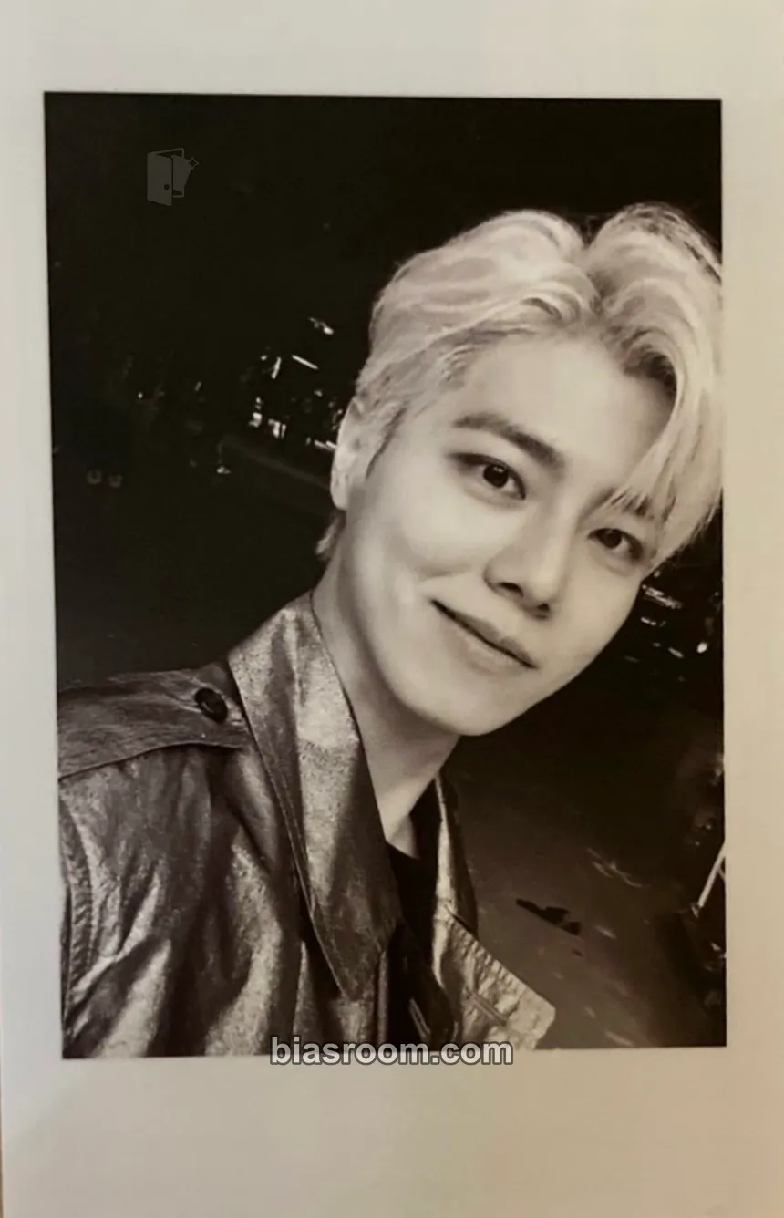 Taegyeom DUAL Photocard - The Rose - The Rose K-pop photocard