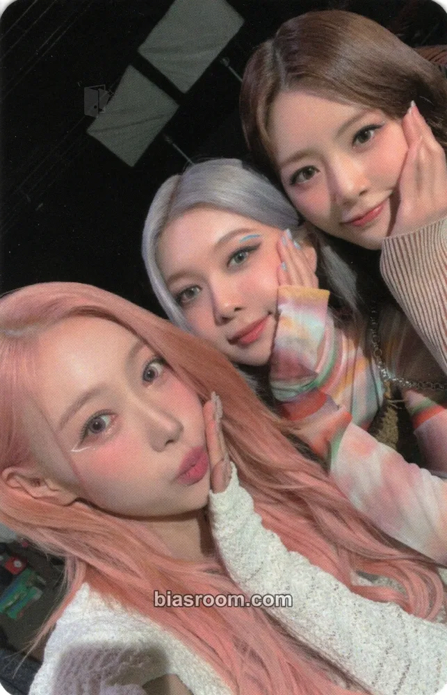 Apocalypse : From us Photocard - Dreamcatcher - Dreamcatcher K-pop photocard