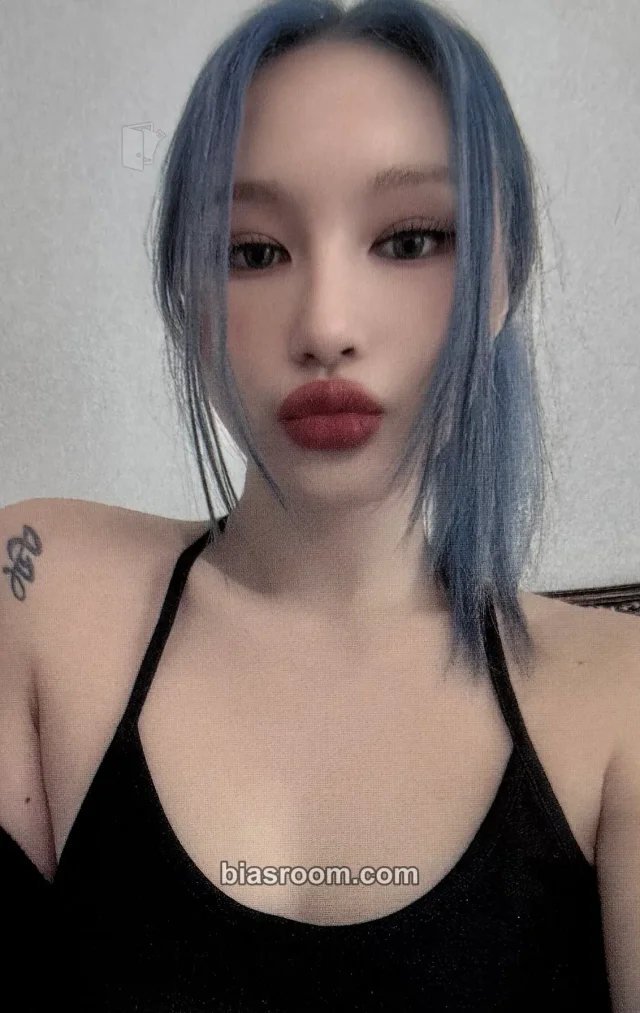 Dreamcatcher - Siyeon - Apocalypse : From us Album broadcast gift