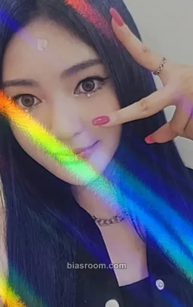 bugAboo - Choyeon - POP Album makestar holographic (hologram)