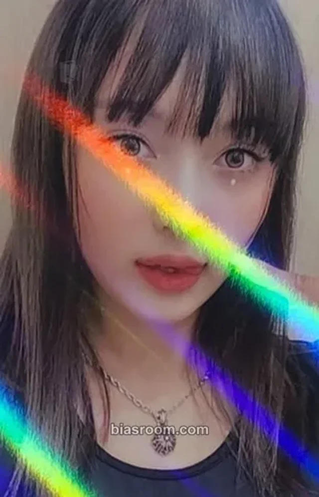 bugAboo - Yoona - POP Album makestar holographic (hologram)
