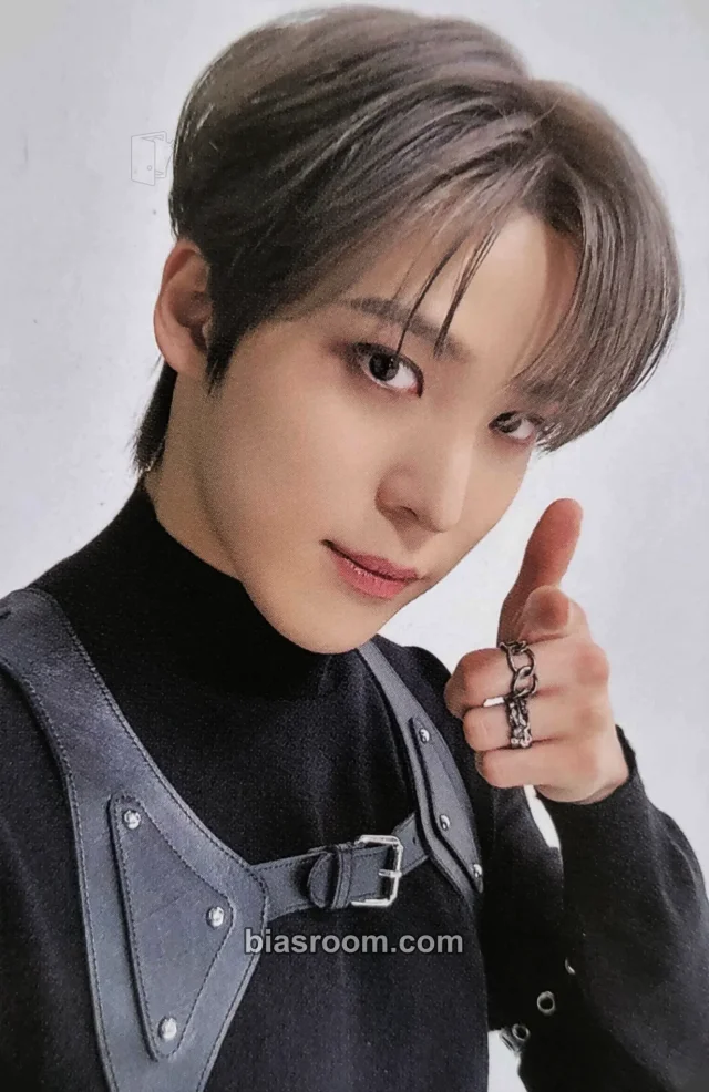 ATEEZ - Yunho - VR Concert: Light the Way  Event Phase 1