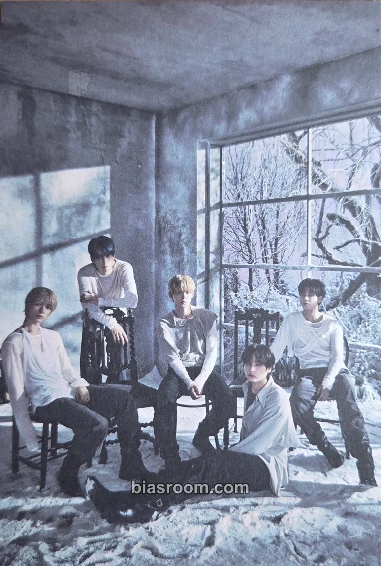 The Star Chapter: Sanctuary Photocard - TOMORROW X TOGETHER - TOMORROW X TOGETHER K-pop photocard