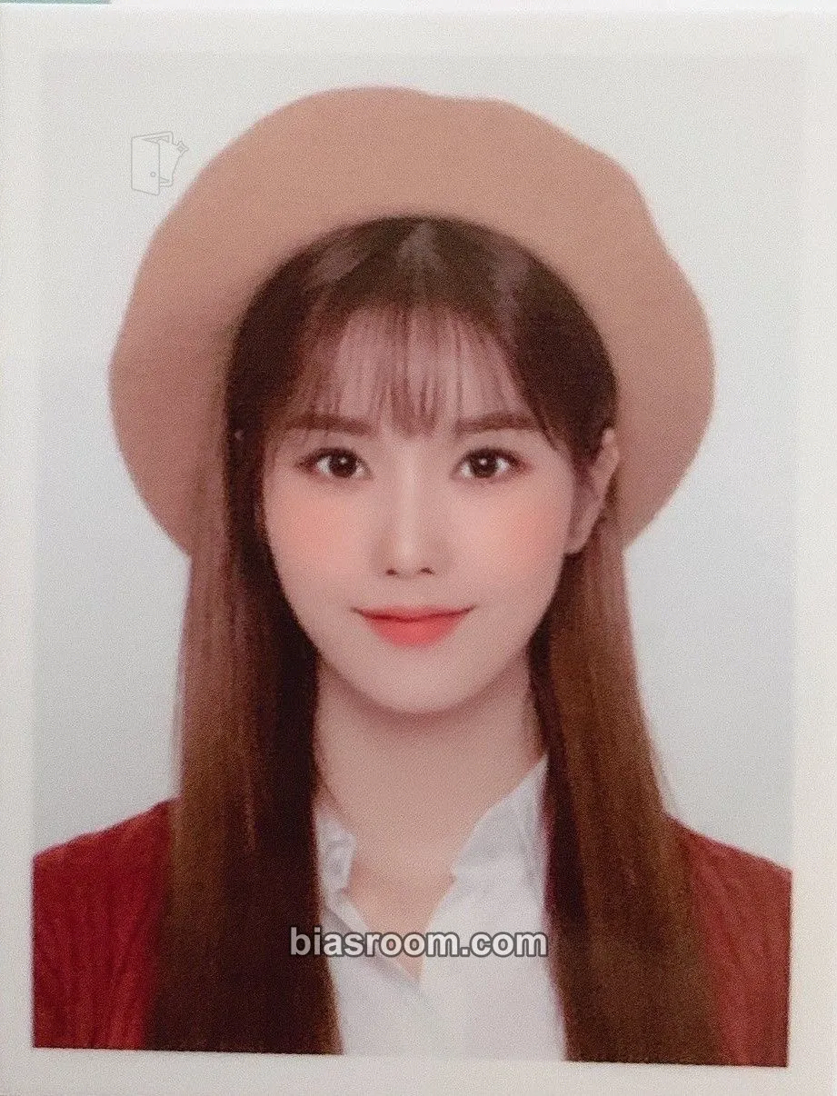 Kwon Eunbi SPRING COLLECTION 2020 “SECRET DIARY” Photocard - IZ*ONE - IZ*ONE K-pop photocard