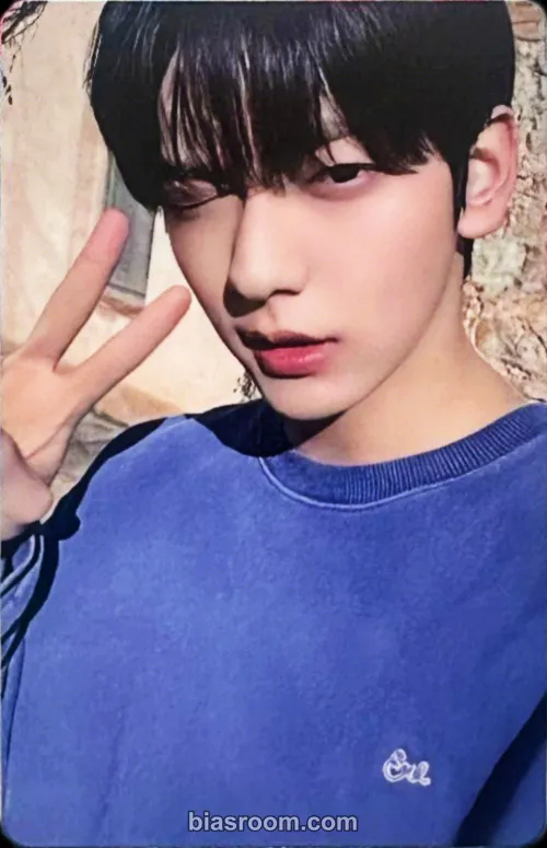 Soobin Love Language Photocard - TOMORROW X TOGETHER - TOMORROW X TOGETHER K-pop photocard