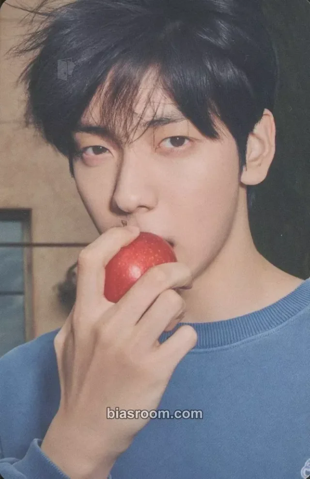 TOMORROW X TOGETHER - Soobin - Love Language Album pre-order benefit (pob) hmv tower records