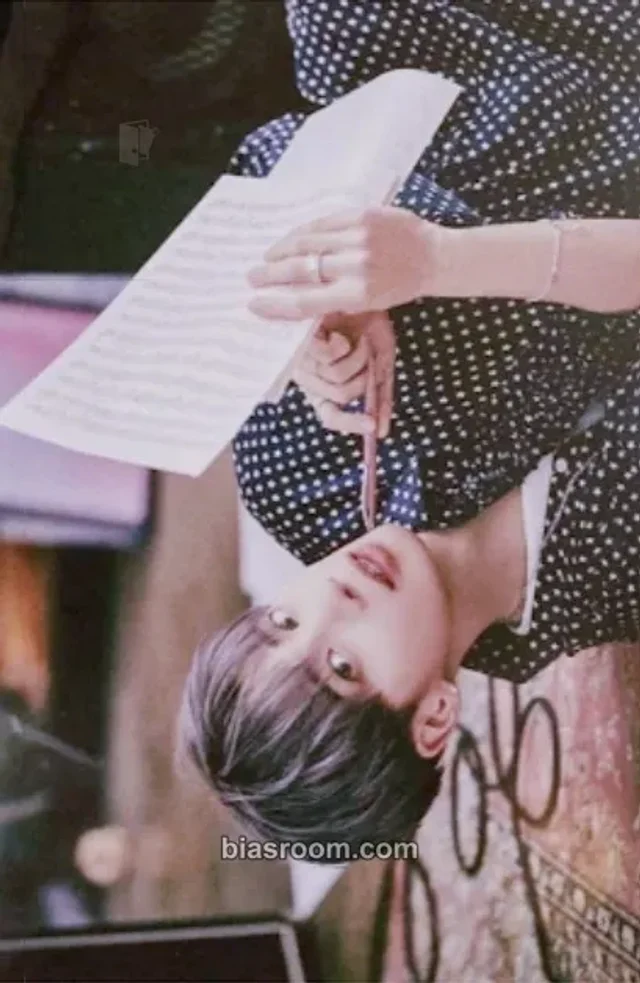 TOMORROW X TOGETHER - Taehyun - Chaotic Wonderland Album weverse shop japan (wvj) postcard set postcard