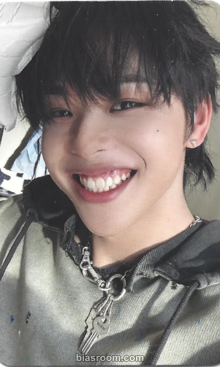 Amaru Flip It, Kick It! Photocard - KickFlip - KickFlip K-pop photocard