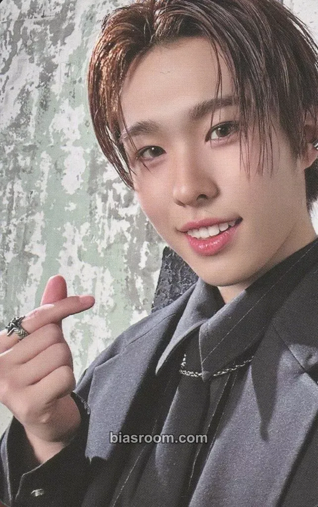 Hyui Ride the Vibe Photocard - NEXZ - NEXZ K-pop photocard