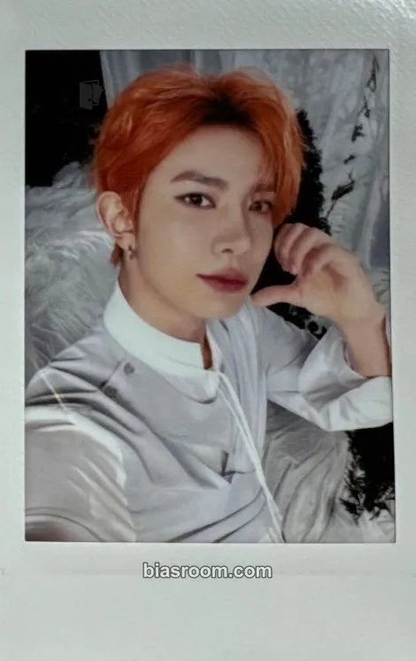 Heeseung 'WALK THE LINE' World Tour Photocard - ENHYPEN - ENHYPEN K-pop photocard