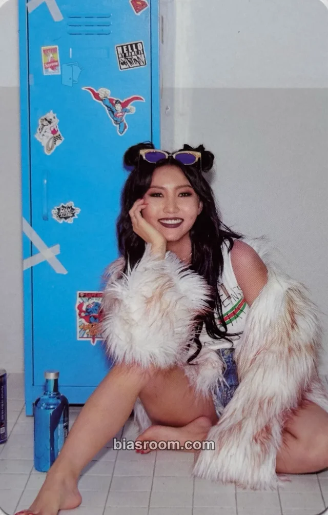 MAMAMOO - Hwasa - Purple Album album photocard