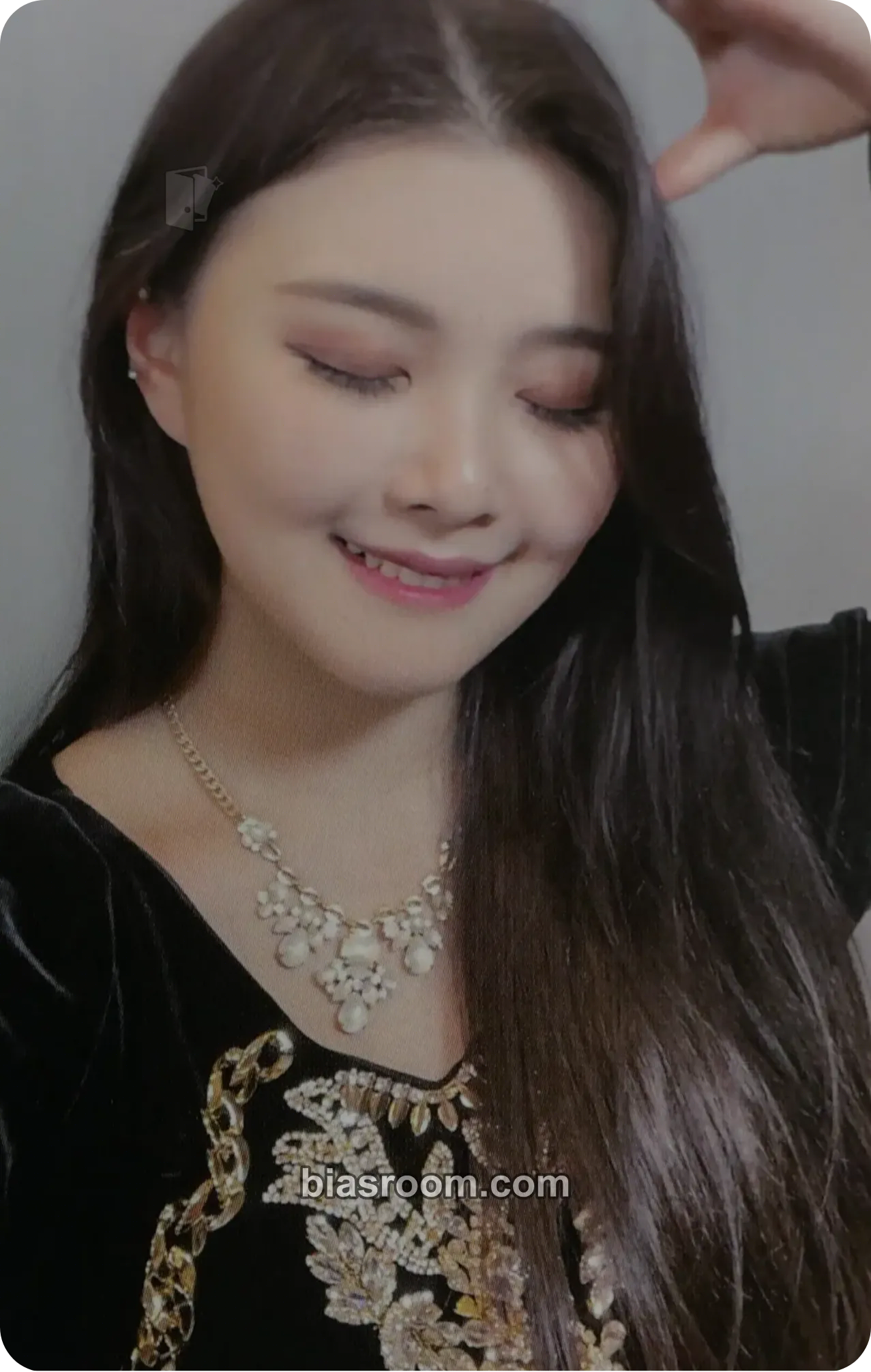 Swan INTO VIOLET Photocard - PURPLE KISS - PURPLE KISS K-pop photocard