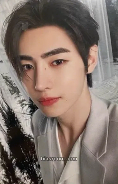 Sunghoon 'WALK THE LINE' World Tour Photocard - ENHYPEN - ENHYPEN K-pop photocard