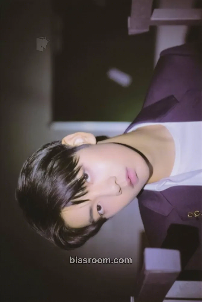 Soobin The Dream Chapter: Magic Photocard - TOMORROW X TOGETHER - TOMORROW X TOGETHER K-pop photocard