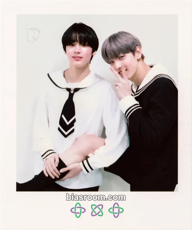 TOMORROW X TOGETHER - Beomgyu & Taehyun - The Dream Chapter: Eternity Album lucky draw m2u soundwave large polaroid