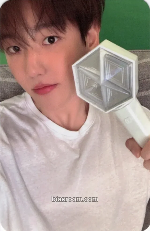 EXO - Baekhyun - Eribong Other lightstick version 3 (re-release)