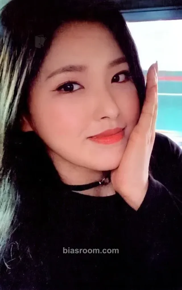 HyeJu LOONA [#] K-pop photocard