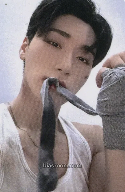 San THE WORLD EP.2 : OUTLAW Photocard - ATEEZ - ATEEZ K-pop photocard