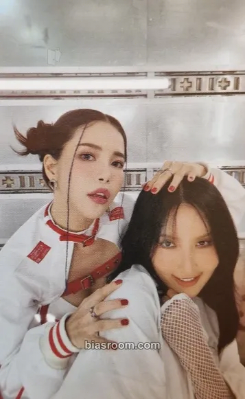 MIC ON Photocard - MAMAMOO - MAMAMOO K-pop photocard