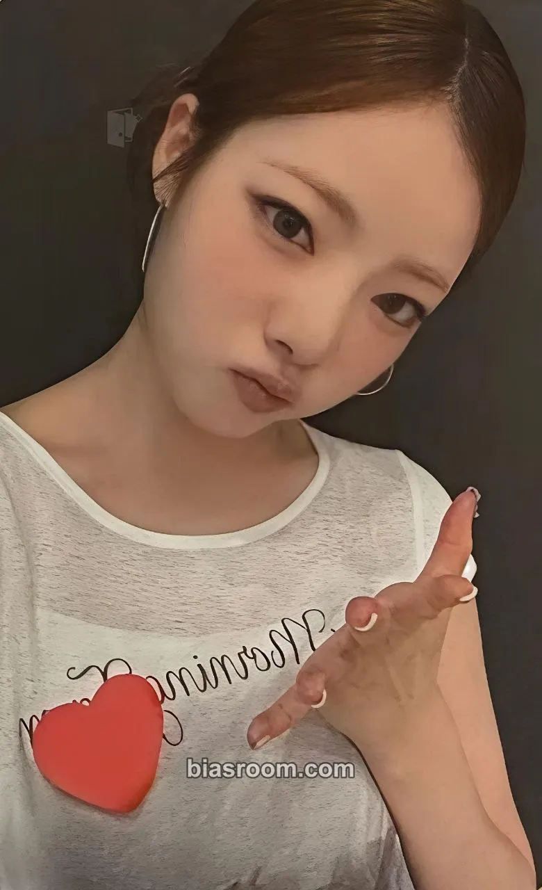 Na Goeun I Miss My... Photocard - PURPLE KISS - PURPLE KISS K-pop photocard