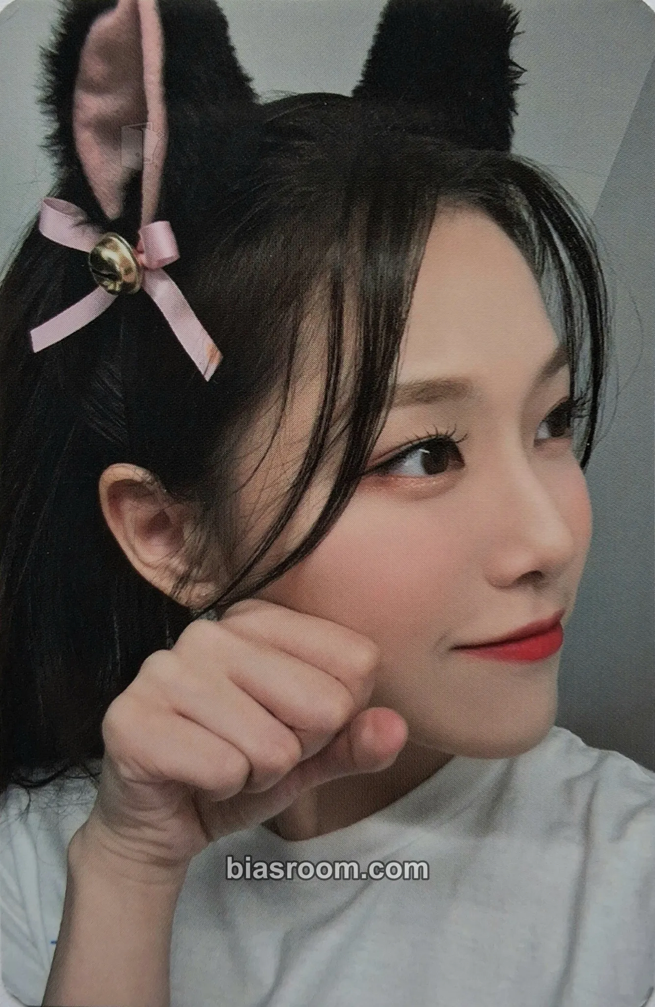 HyunJin LOONA 1st World Tour: LOONATHEWORLD Photocard - LOONA - LOONA K-pop photocard