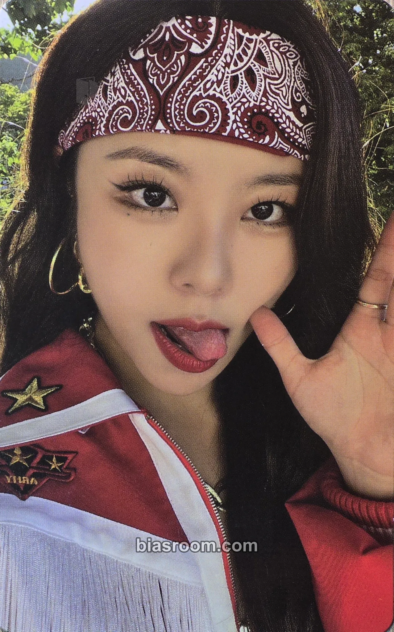 Wheein MIC ON Photocard - MAMAMOO - MAMAMOO K-pop photocard