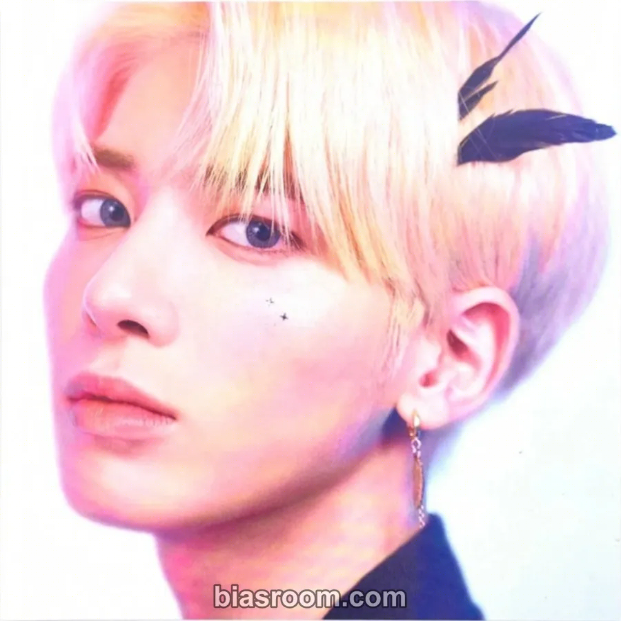 Taehyun Minisode 1: Blue Hour Photocard - TOMORROW X TOGETHER - TOMORROW X TOGETHER K-pop photocard