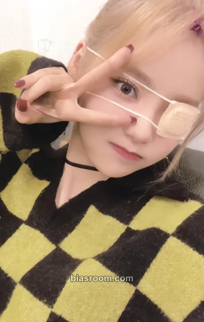 JinSoul LOONA 3rd Concert: LOONAVERSE : FROM Photocard - LOONA - LOONA K-pop photocard