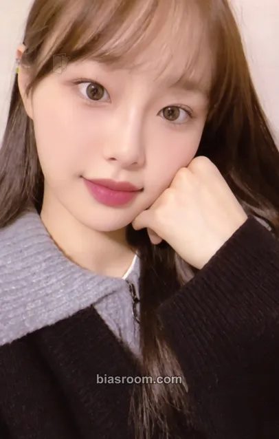 Chuu LOONA 3rd Concert: LOONAVERSE : FROM Photocard - LOONA - LOONA K-pop photocard