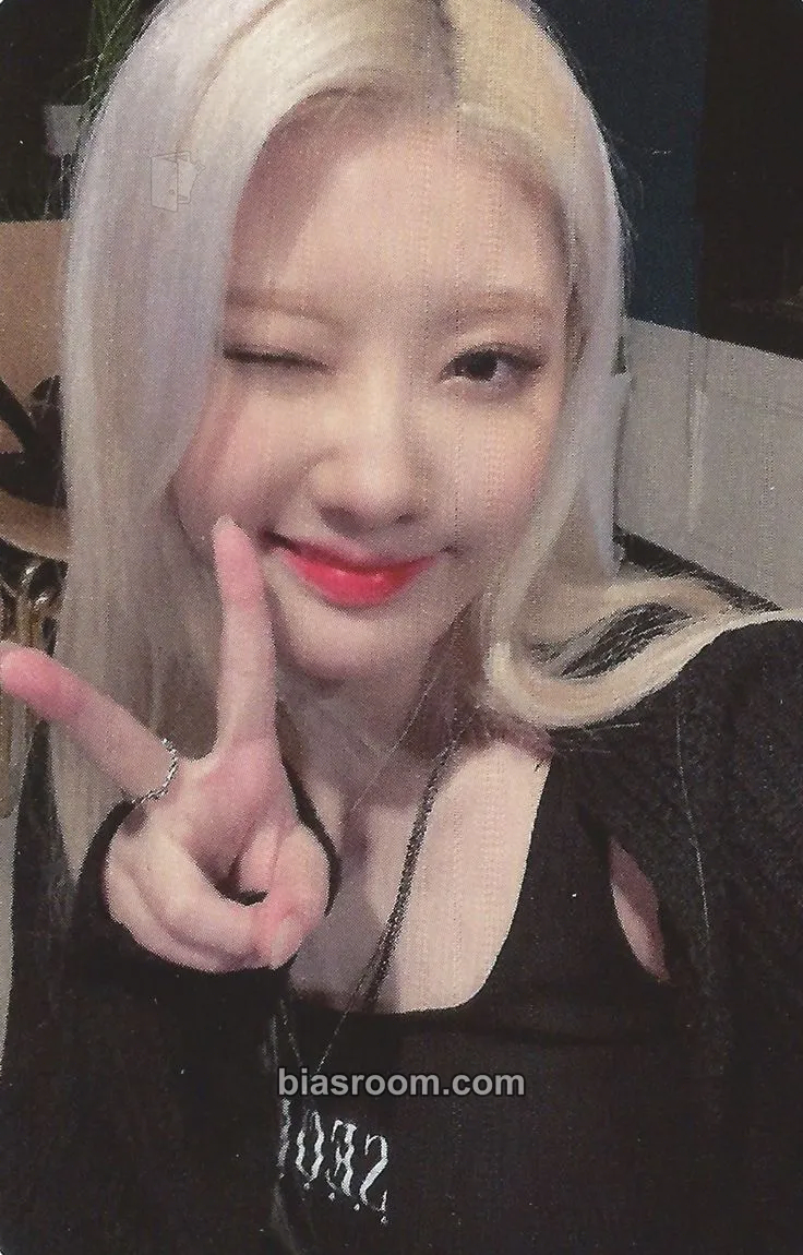 Chaein HIDE & SEEK Photocard - PURPLE KISS - PURPLE KISS K-pop photocard