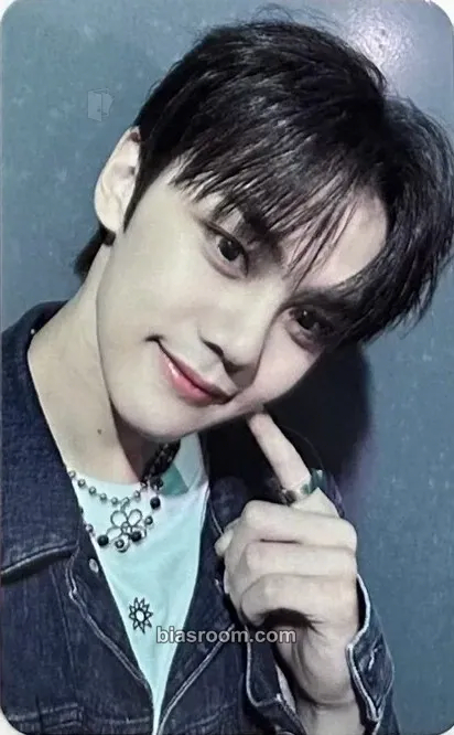 Gyuvin Youth in the Shade Photocard - ZEROBASEONE - ZEROBASEONE K-pop photocard