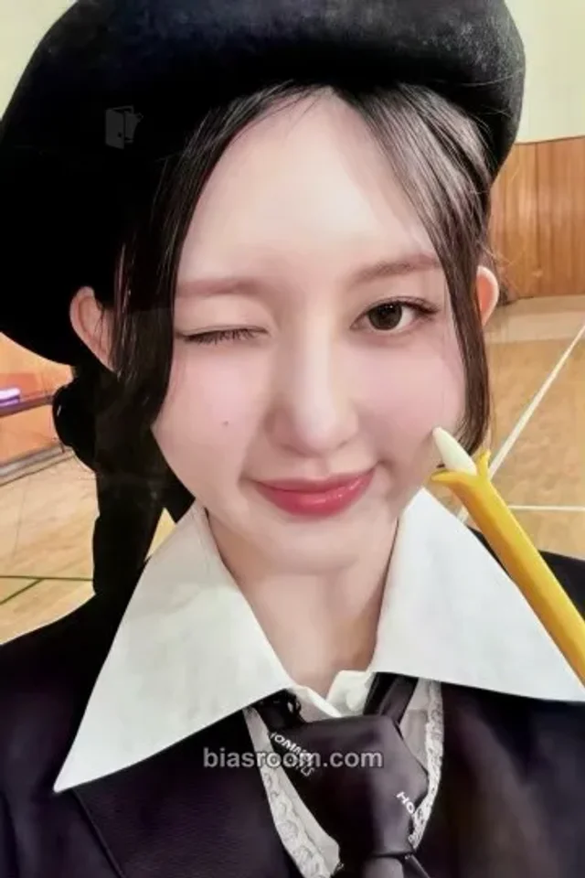 IVE - Gaeul - IVE SECRET Album soundwave fansign video call (fancall) round 3