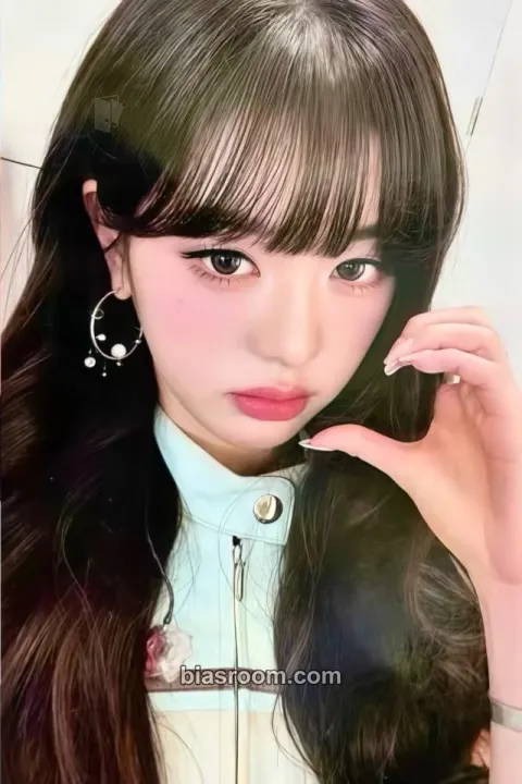 Wonyoung IVE The 2nd World Tour <SHOW WHAT I AM> Photocard - IVE - IVE K-pop photocard