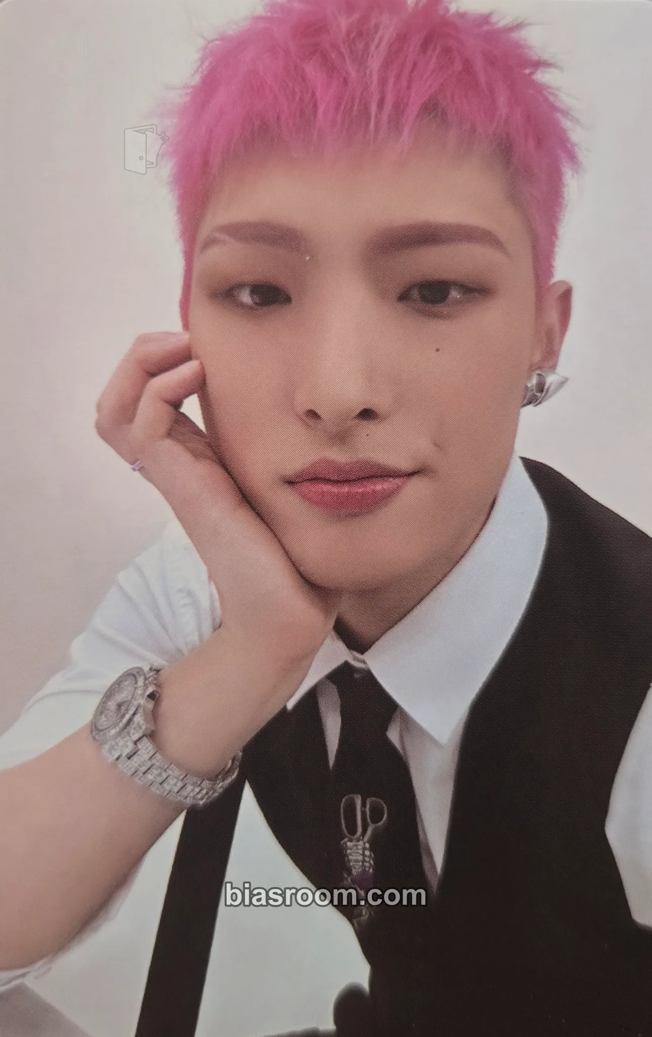 Mingi THE WORLD EP.2 : OUTLAW Photocard - ATEEZ - ATEEZ K-pop photocard