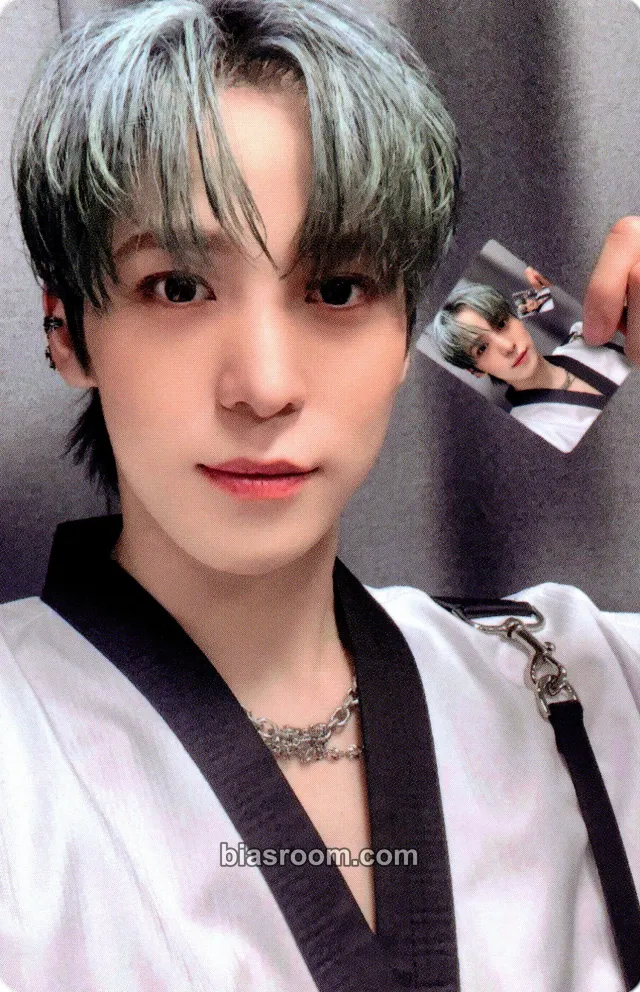 Yunho THE WORLD EP.FIN : WILL Photocard - ATEEZ - ATEEZ K-pop photocard