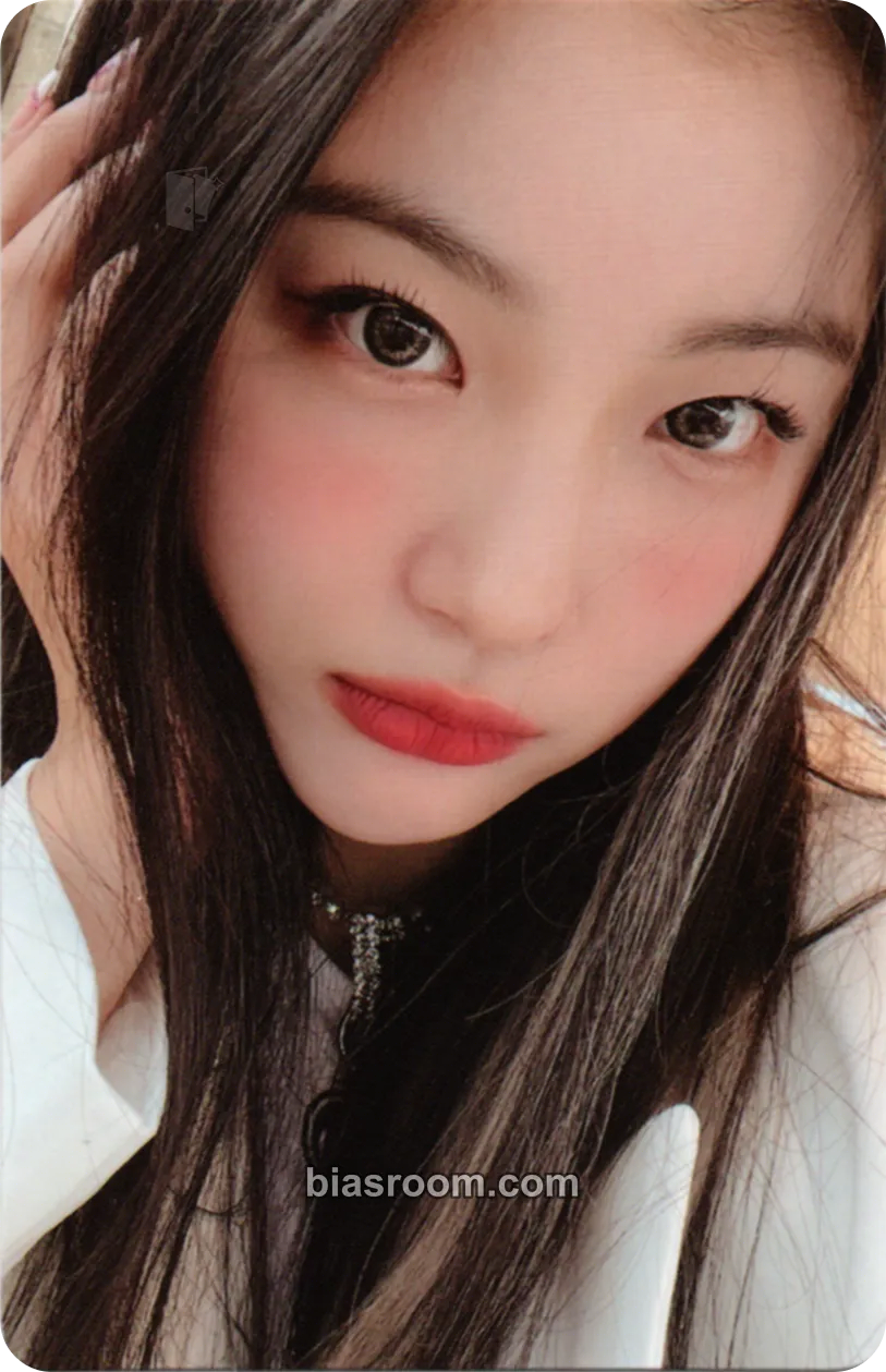 Yeju Bridge of Dreams Photocard - ICHILLIN’ - ICHILLIN’ K-pop photocard