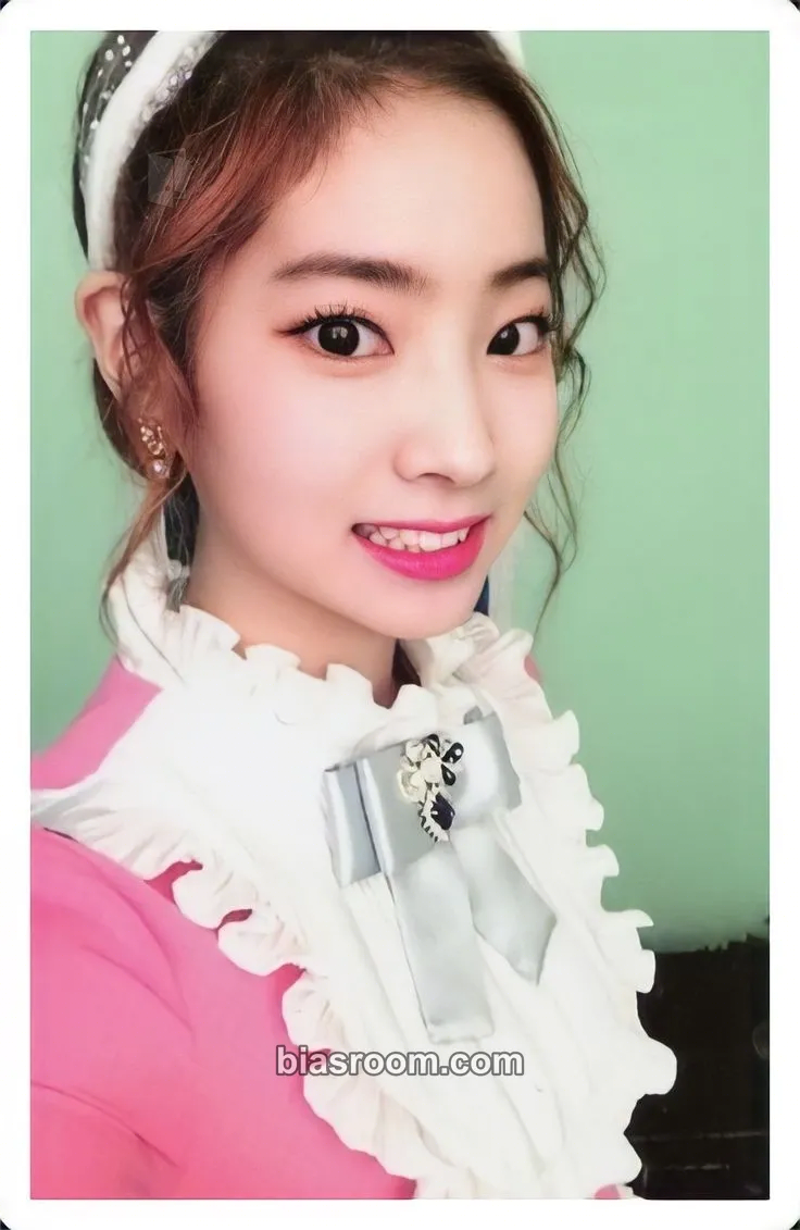 Dahyun Twicecoaster: Lane 2 Photocard - TWICE - TWICE K-pop photocard
