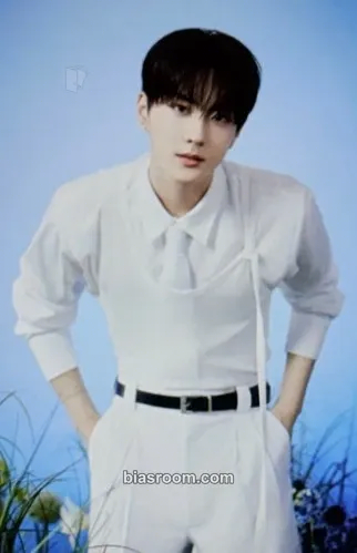 Jungwon 'WALK THE LINE' World Tour Photocard - ENHYPEN - ENHYPEN K-pop photocard