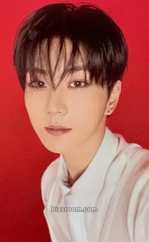 Jungwon 'WALK THE LINE' World Tour Photocard - ENHYPEN - ENHYPEN K-pop photocard