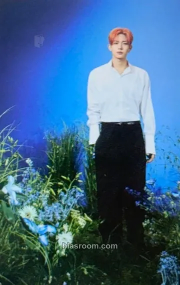 Heeseung 'WALK THE LINE' World Tour Photocard - ENHYPEN - ENHYPEN K-pop photocard