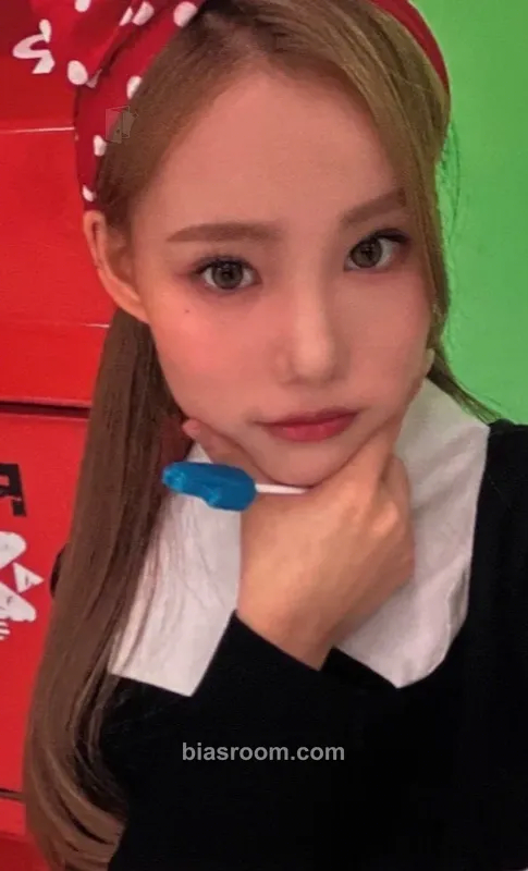 Jieun Macaroni Cheese Photocard - Young Posse - Young Posse K-pop photocard
